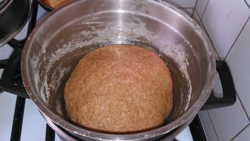 mixing bowl au bain marie with dough